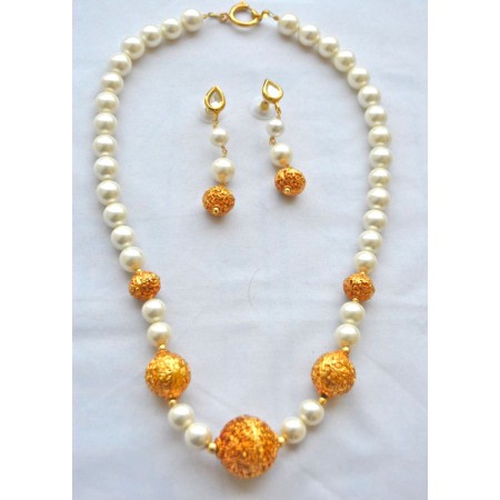 Pearl Gold Necklace